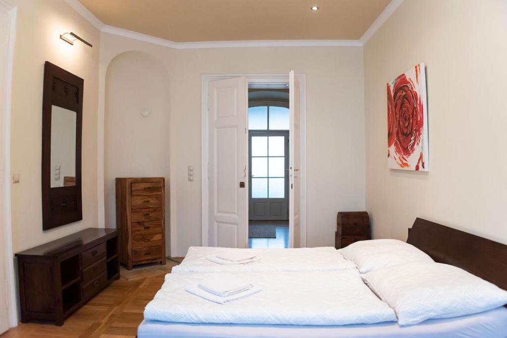 Velky Apartman 布拉迪斯拉发 外观 照片